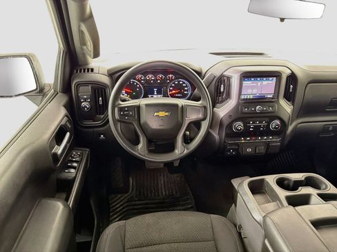 Used 2020 Chevrolet Silverado 1500 Custom w/ Custom Value Package RWD image 24