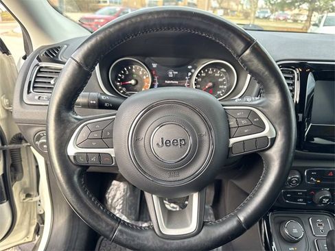 Used 2020 Jeep Compass Latitude image 26