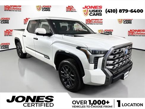 Used 2024 Toyota Tundra Platinum AWD/4WD image 1