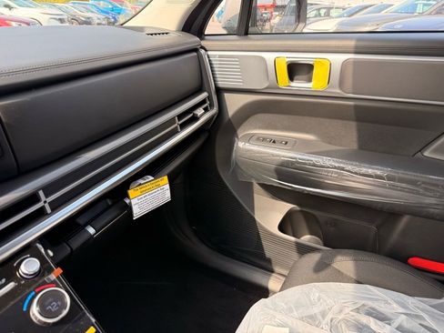 New 2026 Hyundai Santa Fe SE image 10