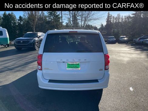 Used 2019 Dodge Grand Caravan SXT image 4