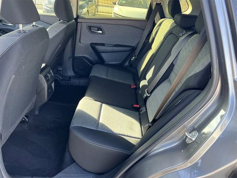 Certified 2023 Nissan Rogue SV image 11