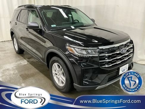 New 2026 Ford Explorer Active AWD/4WD image 1