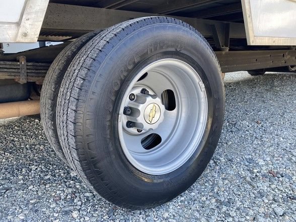 Used 2020 Chevrolet Express 3500 Extended w/ Driver Convenience Package RWD image 62