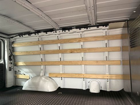 Used 2024 GMC Savana 2500 w/ Driver Convenience Package image 20