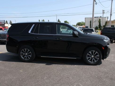 Used 2023 Chevrolet Tahoe LT AWD/4WD image 4