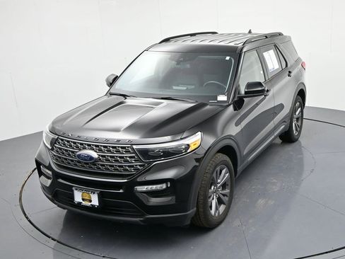 Used 2022 Ford Explorer XLT w/ Equipment Group 202A image 15