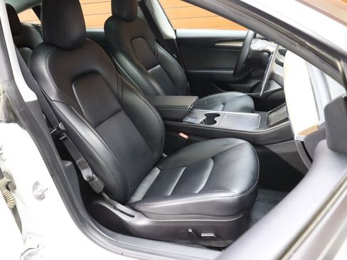 Used 2023 Tesla Model 3 Standard Range image 50