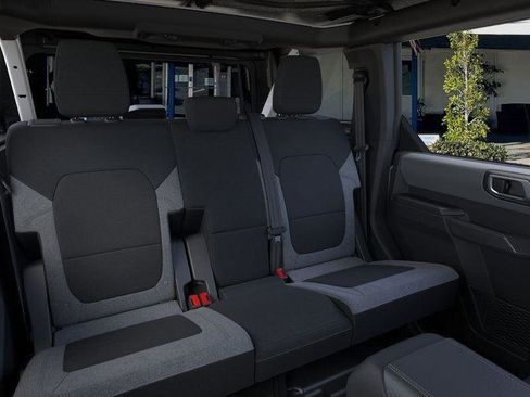 New 2025 Ford Bronco 4-Door image 11