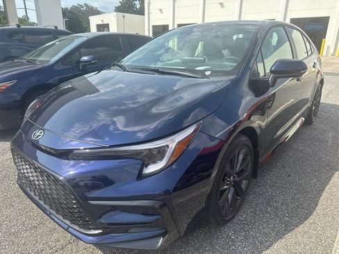 Used 2026 Toyota Corolla SE FWD image 1