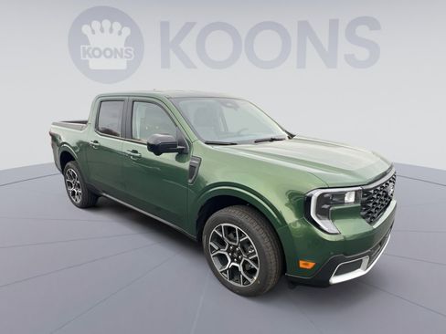 New 2025 Ford Maverick Lariat w/ 4K Tow Package image 10