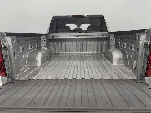 Used 2024 Chevrolet Silverado 1500 LT AWD/4WD image 15