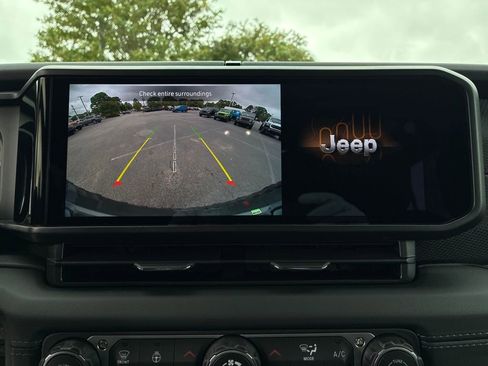 New 2025 Jeep Wrangler Rubicon image 19