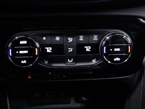 Used 2023 Buick Encore GX Select w/ Safety Package II image 28