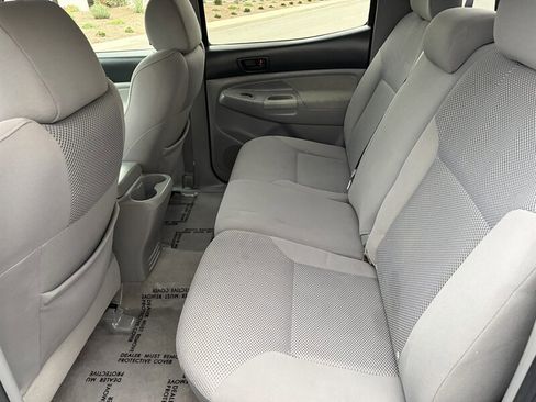 Used 2005 Toyota Tacoma PreRunner image 24