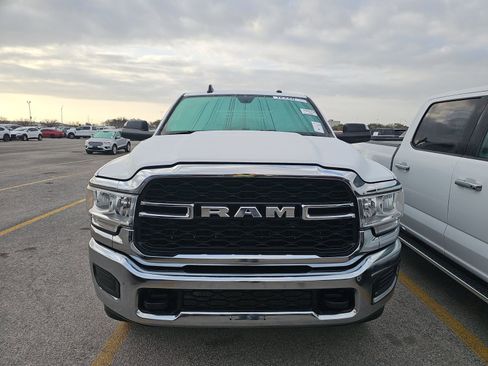 Used 2021 RAM 2500 Tradesman w/ Chrome Appearance Group image 2