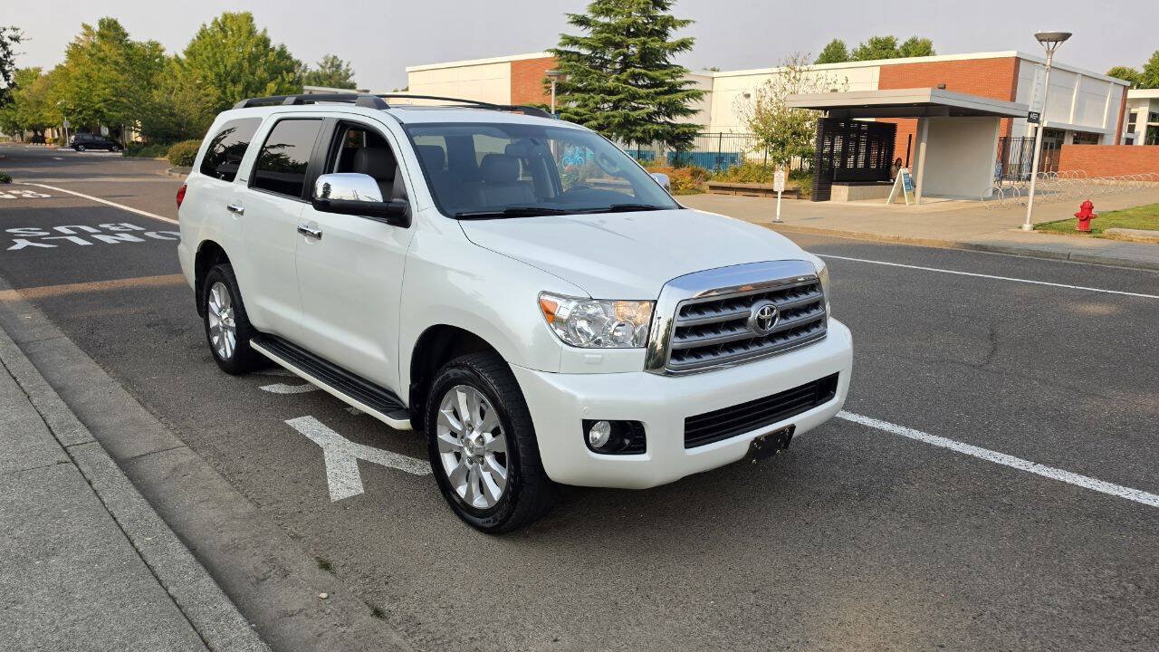 Used 2012 Toyota Sequoia Platinum AWD/4WD image 3