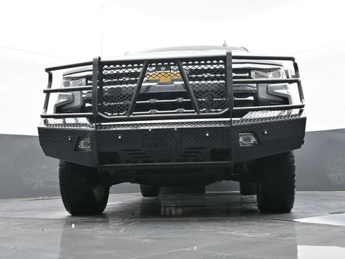 Used 2024 Chevrolet Silverado 1500 LTZ w/ Technology Package AWD/4WD image 42