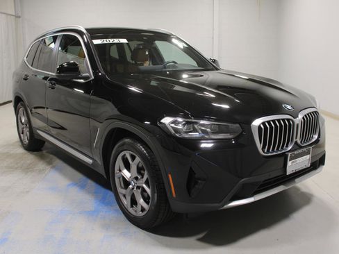 Used 2023 BMW X3 xDrive30i w/ Premium Package image 4