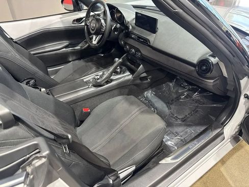 Used 2026 MAZDA MX-5 Miata Club w/ Interior Package RWD image 66