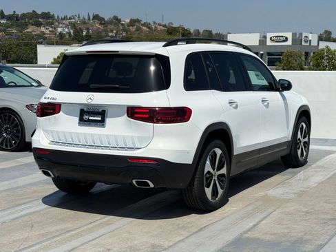 New 2026 Mercedes-Benz GLB 250 image 13