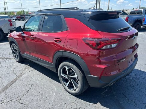 Used 2022 Chevrolet TrailBlazer RS w/ Sun and Liftgate Package AWD/4WD image 7