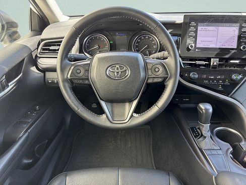 Used 2024 Toyota Camry SE w/ Convenience Package image 28