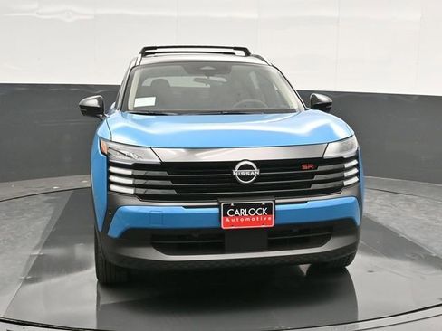 Used 2025 Nissan Kicks SR w/ SR Premium Package image 6