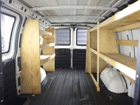 Used 2020 GMC Savana 2500 w/ Driver Convenience Package image 18