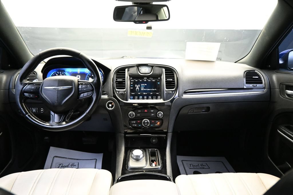 Used 2019 Chrysler 300 S RWD image 13