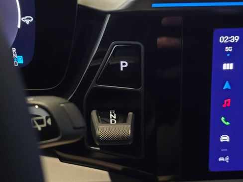 New 2025 Porsche Macan 4S Electric image 30