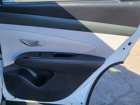 Used 2025 Hyundai Tucson Limited FWD image 21