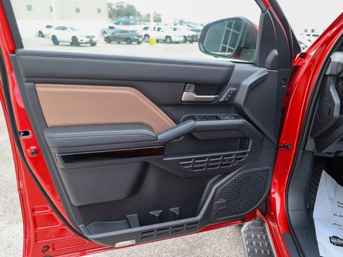 Certified 2026 Toyota 4Runner Limited image 34