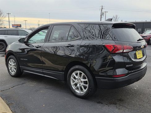 Used 2023 Chevrolet Equinox LS image 6