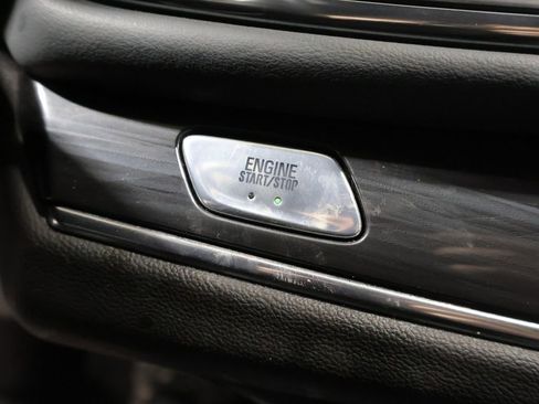 Used 2024 Buick Enclave Premium AWD/4WD image 28