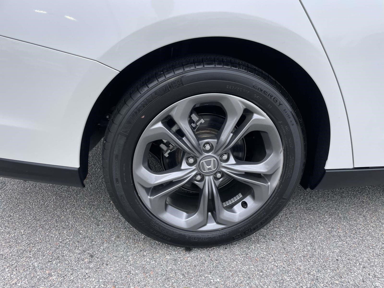 Used 2023 Honda Accord EX image 7