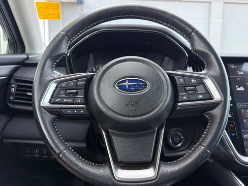 Used 2025 Subaru Outback Premium AWD/4WD image 21