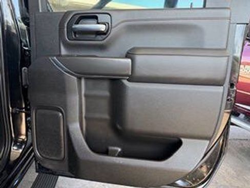 Used 2022 GMC Sierra 3500 AT4 w/ AT4 Preferred Package AWD/4WD image 28