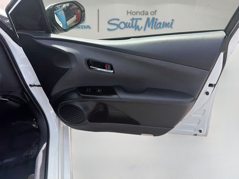 Used 2016 Toyota Prius Two image 33