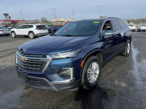 Certified 2023 Chevrolet Traverse LT image 5