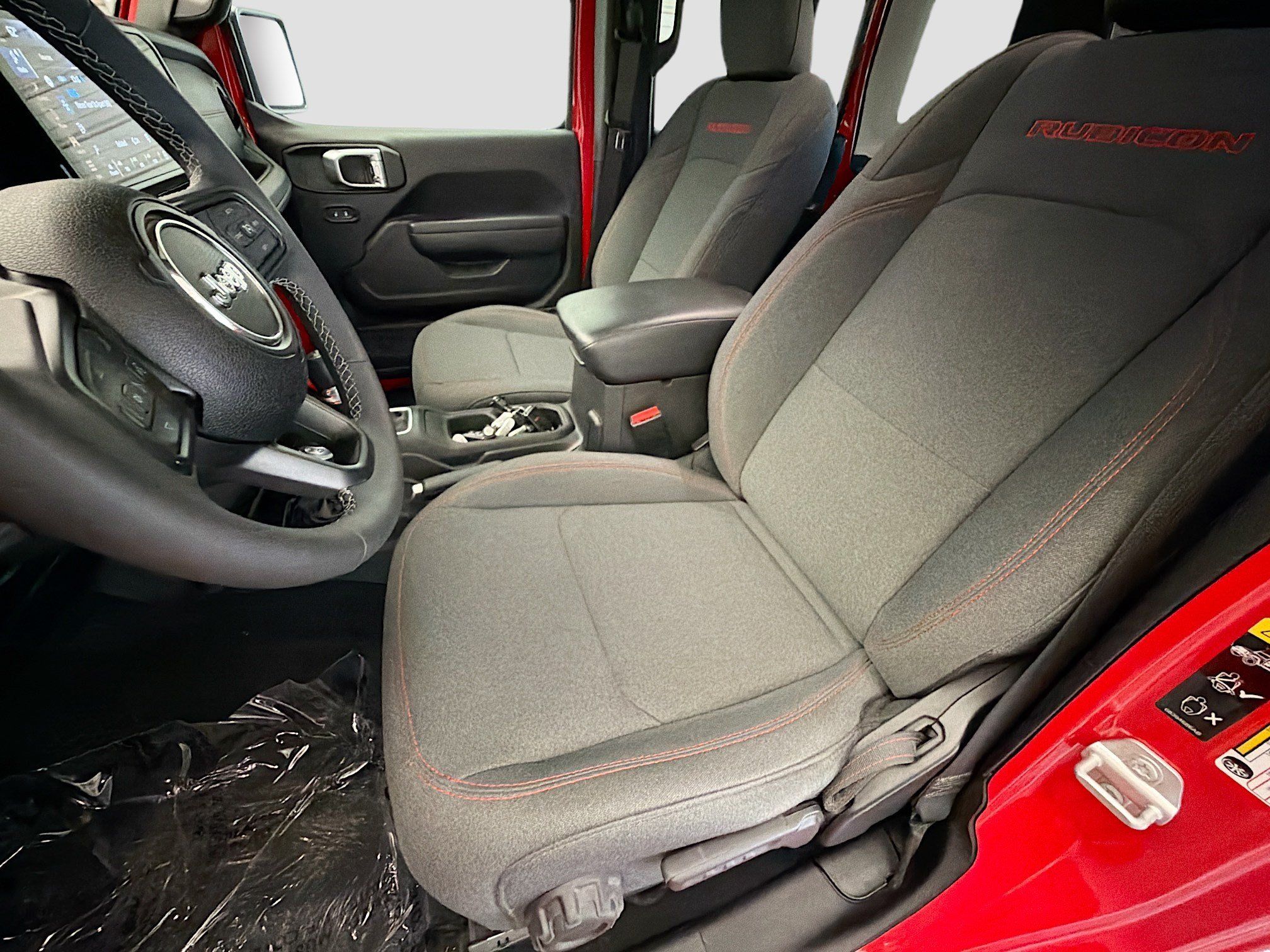 Used 2025 Jeep Wrangler Unlimited Rubicon AWD/4WD image 11