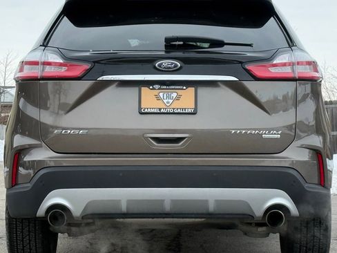 Used 2019 Ford Edge Titanium w/ Cold Weather Package image 4
