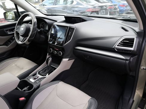 Used 2021 Subaru Forester Limited w/ Popular Package #3 image 20