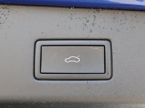 Used 2021 Volkswagen ID.4 Pro S w/ ID.4 Protection Package image 22