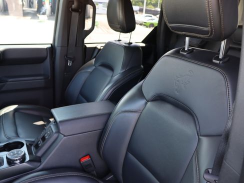 Used 2025 Ford Bronco Badlands AWD/4WD image 19