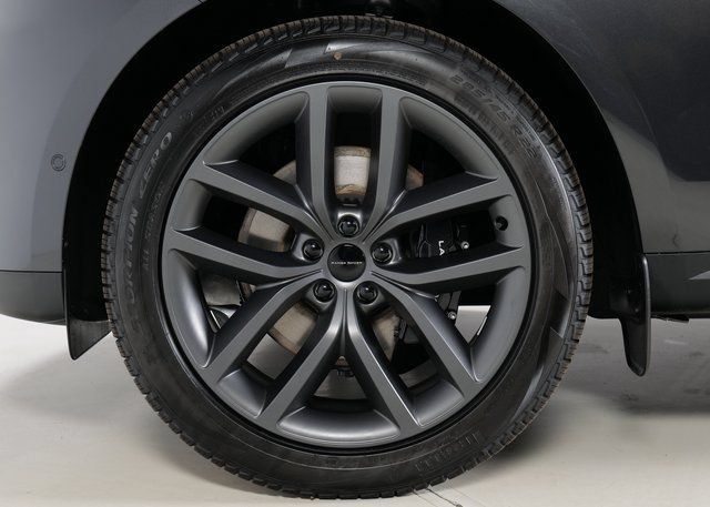 New 2026 Land Rover Range Rover Sport SE AWD/4WD image 9