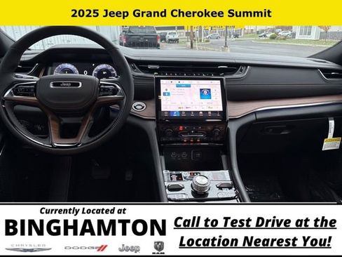 New 2025 Jeep Grand Cherokee Summit image 20