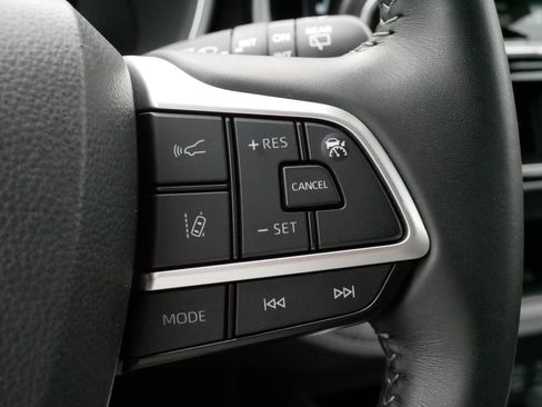 Certified 2025 Toyota Highlander XSE AWD/4WD image 26