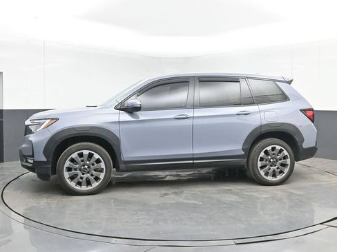 Used 2025 Honda Passport EX-L image 6