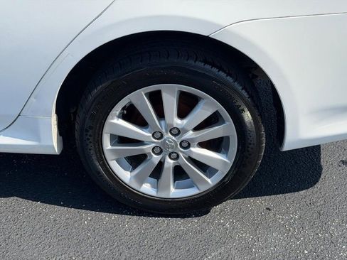 Used 2010 Toyota Corolla LE FWD image 8